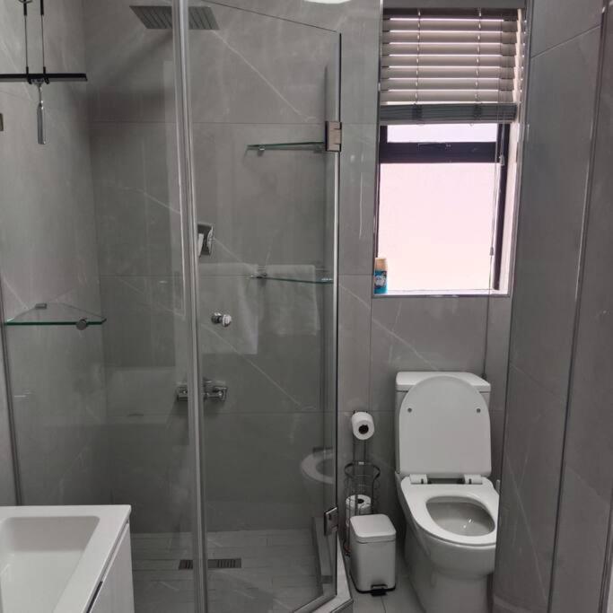 107 St Tropez Eyrie Apartment Cape Town
